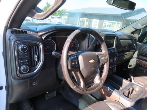 Used 2022 Chevrolet Silverado 3500 High Country w/ Safety Package II AWD/4WD image 31