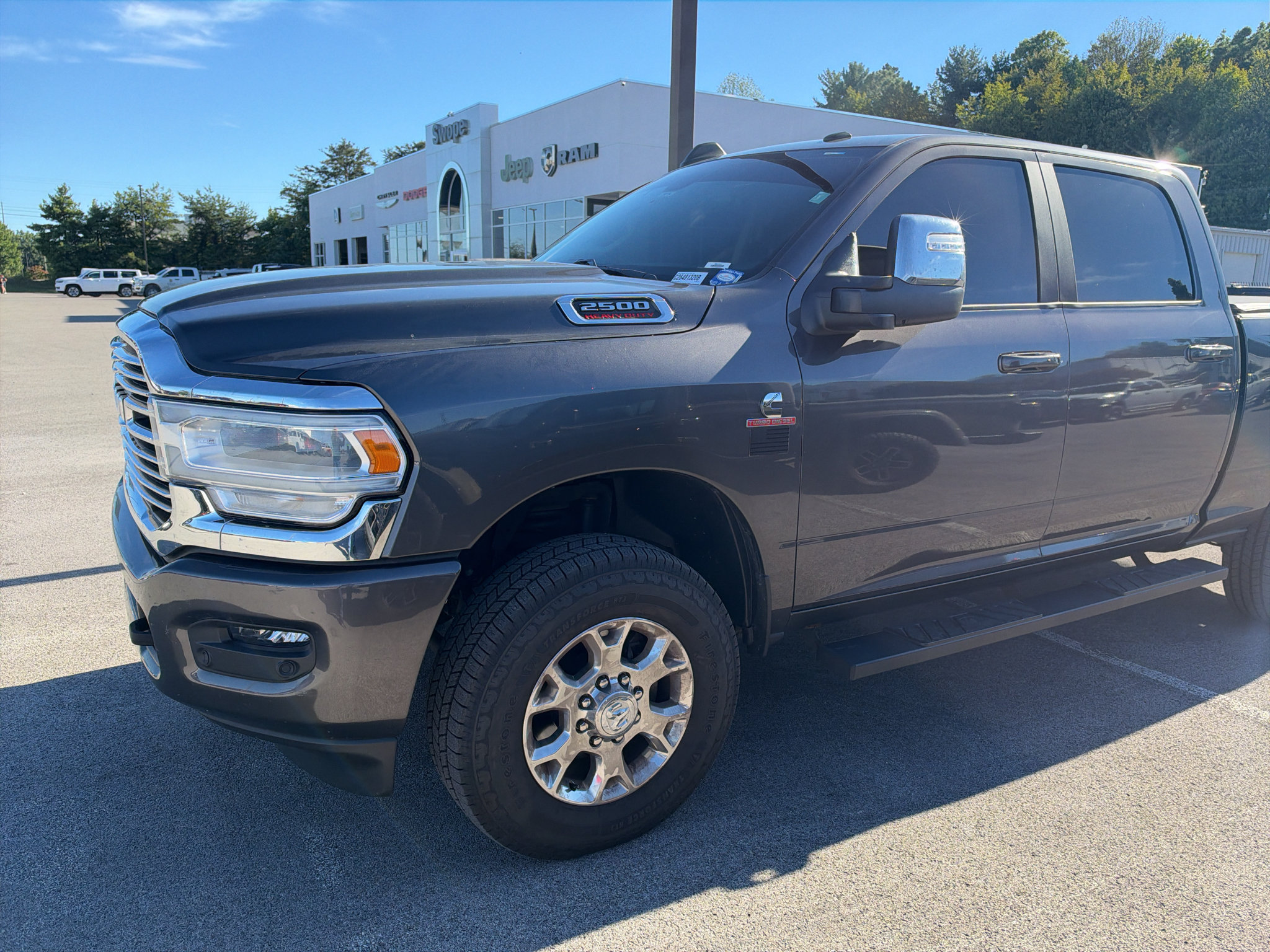 Certified 2023 RAM 2500 Laramie AWD/4WD image 3