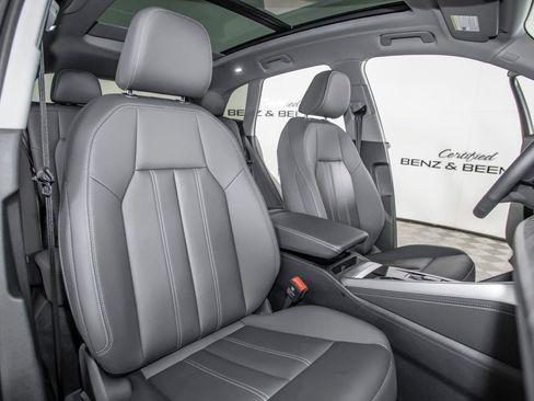 Used 2025 Audi Q5 Premium w/ Convenience Package AWD/4WD image 16