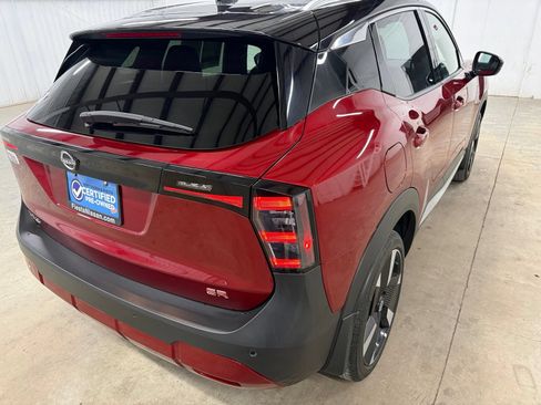 Used 2025 Nissan Kicks SR FWD image 8