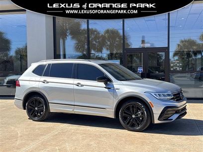 Used 2022 Volkswagen Tiguan SE R-Line