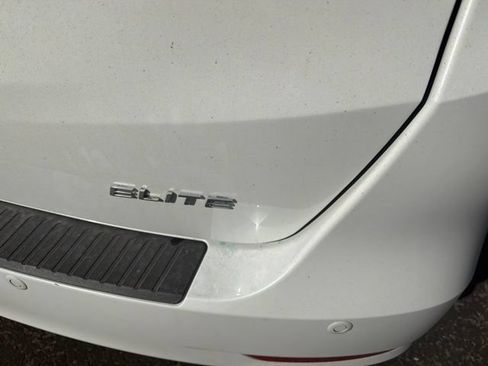 Used 2022 Honda Odyssey Elite image 8