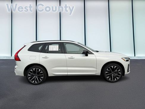 Certified 2026 Volvo XC60 B5 Ultra AWD/4WD image 2