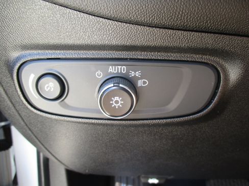 Used 2019 Chevrolet Equinox LT AWD/4WD image 29