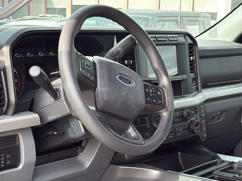 Used 2024 Ford F250 XLT w/ FX4 Off-Road Package image 5