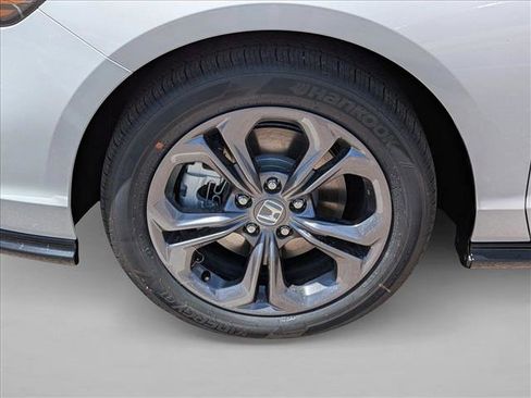 New 2026 Honda Accord EX-L image 10