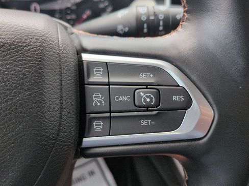 Used 2022 Jeep Compass Limited AWD/4WD image 17