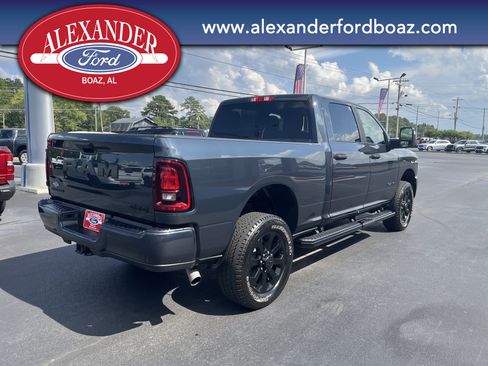 Used 2026 RAM 2500 Big Horn AWD/4WD image 4
