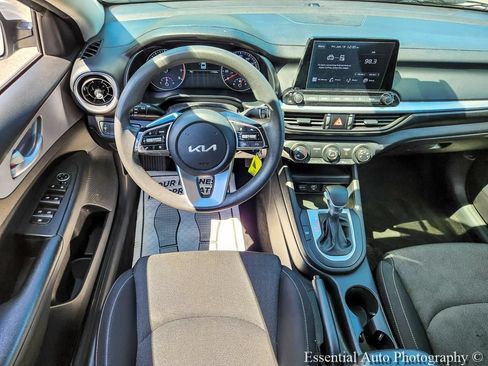 Used 2023 Kia Forte LXS FWD image 12