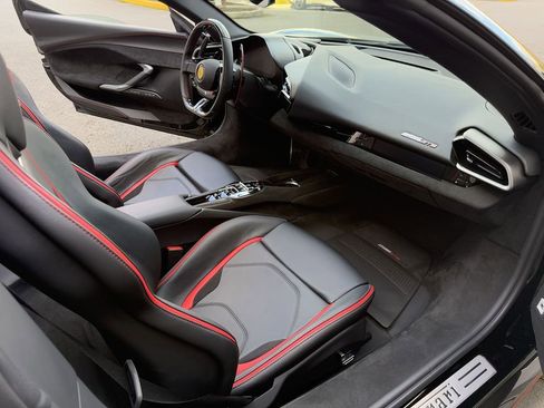 Used 2024 Ferrari 296 GTS RWD image 31