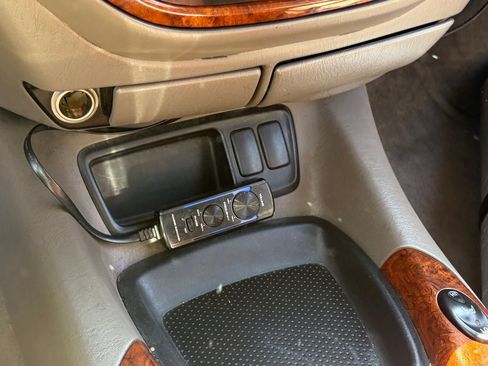 Used 2005 Toyota Tundra Limited RWD image 10