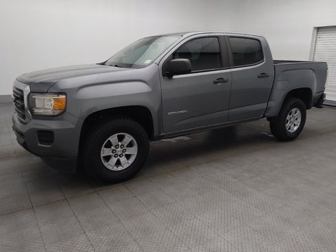 Used 2019 GMC Canyon 2WD Crew Cab w/ Convenience Package image 2