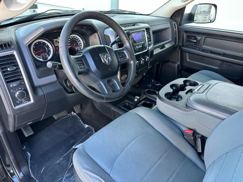 Used 2014 RAM 2500 Tradesman w/ Chrome Appearance Group AWD/4WD image 10