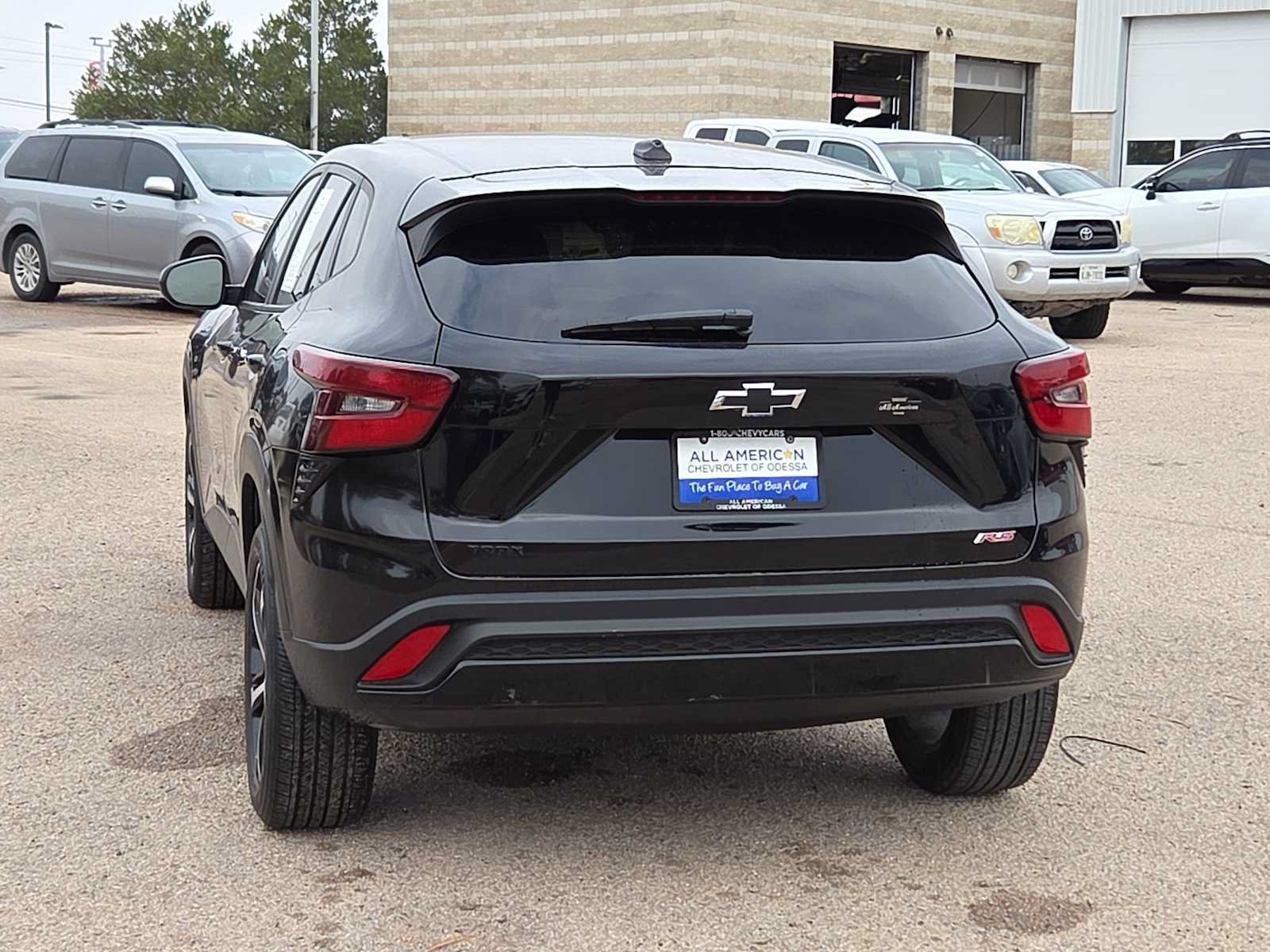 Used 2024 Chevrolet Trax RS FWD image 7