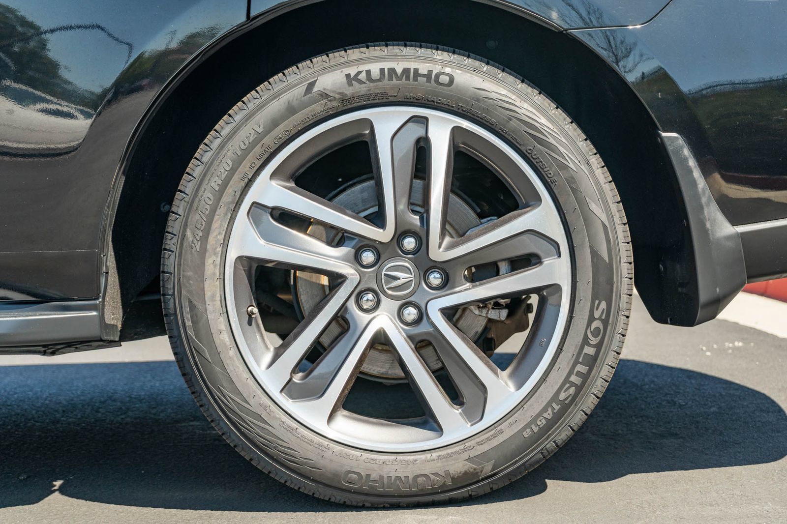 Used 2017 Acura MDX w/ Advance Package FWD image 6
