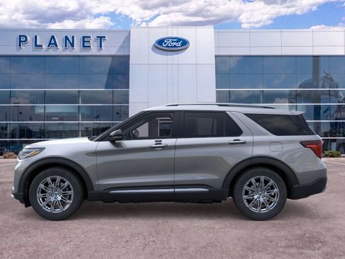 New 2026 Ford Explorer Platinum RWD image 3