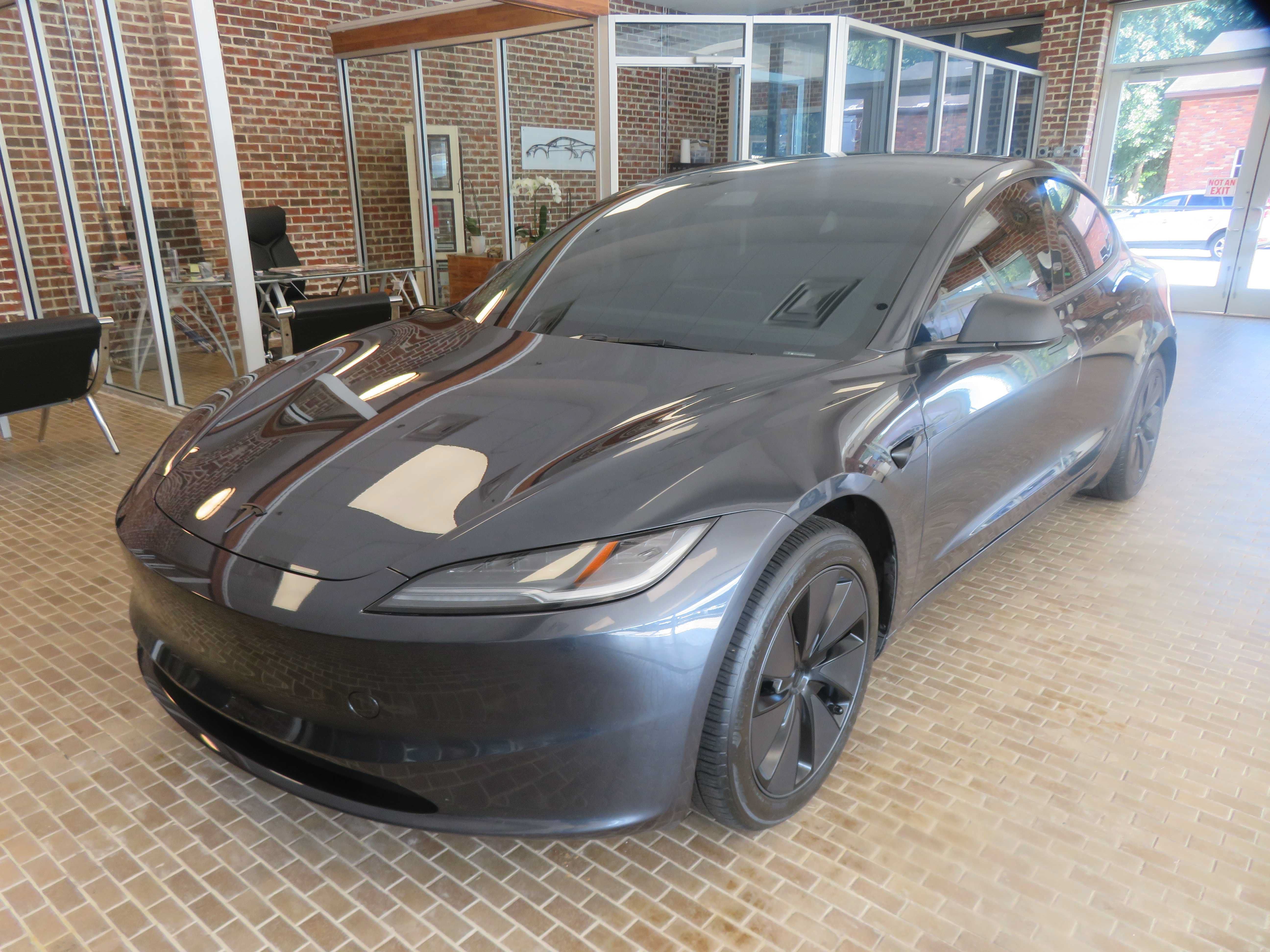 Used 2024 Tesla Model 3 Long Range RWD image 82