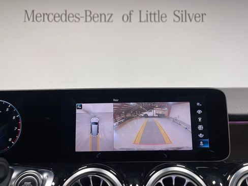 Certified 2020 Mercedes-Benz GLB 250 4MATIC image 34