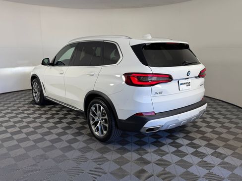 Used 2023 BMW X5 xDrive40i w/ Premium Package image 3