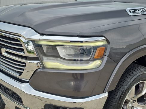 Used 2019 RAM 1500 Laramie AWD/4WD image 31
