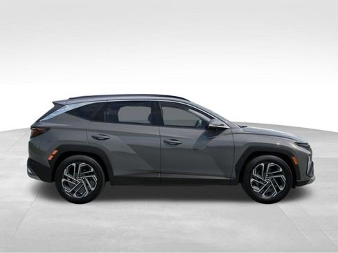 New 2026 Hyundai Tucson Limited image 7