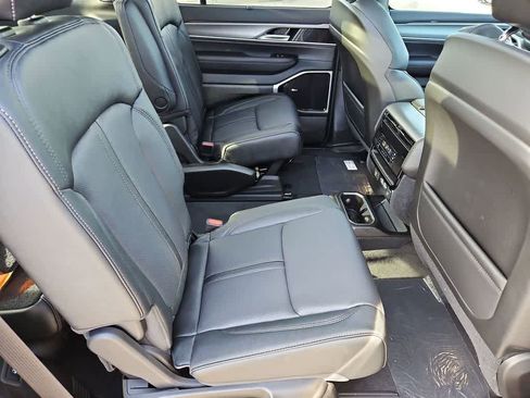New 2026 Jeep Grand Wagoneer Limited AWD/4WD image 22
