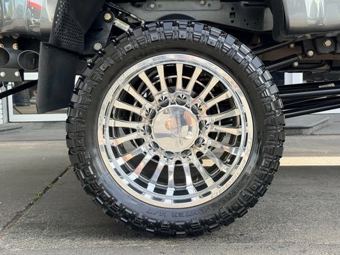 Used 2022 Ford F450 Platinum w/ FX4 Off-Road Package image 22