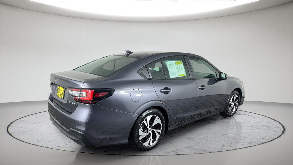 Used 2025 Subaru Legacy Premium AWD/4WD image 8