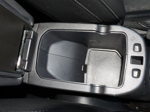 Used 2019 Jeep Compass Latitude FWD image 22