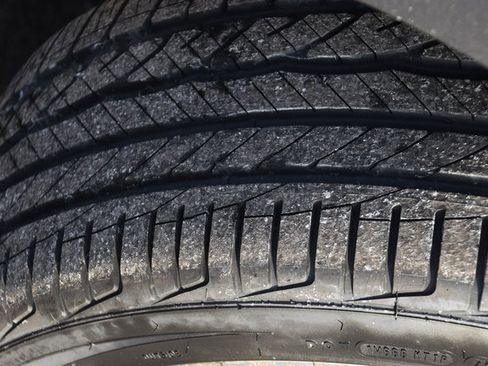 Used 2014 INFINITI Q50 Premium w/ Navigation Package image 16