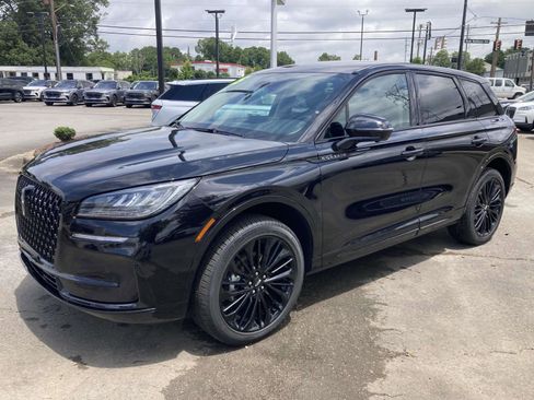 New 2025 Lincoln Corsair FWD w/ Equipment Group 101A image 9