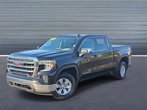 Used 2020 GMC Sierra 1500 SLE w/ SLE Value Package image 1