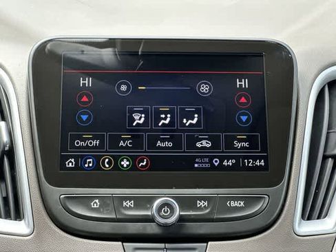 Used 2023 Chevrolet Malibu LT FWD image 15