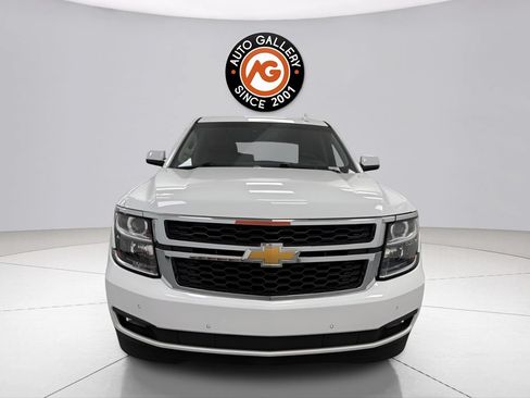 Used 2018 Chevrolet Tahoe LT w/ Luxury Package RWD image 8
