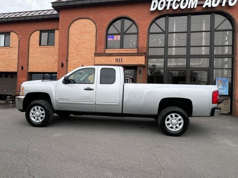 Used 2012 Chevrolet Silverado 2500 LT w/ Convenience Package AWD/4WD image 4