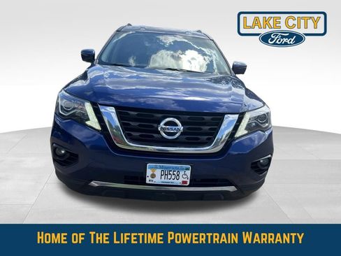 Used 2019 Nissan Pathfinder SL FWD image 2