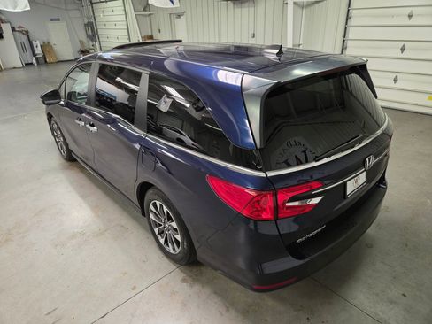 Used 2023 Honda Odyssey EX-L image 5