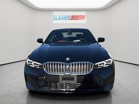 Used 2025 BMW 330i xDrive Sedan image 2