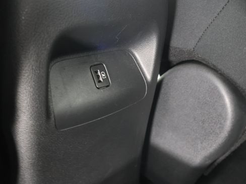 Used 2024 Nissan Sentra SV FWD image 34