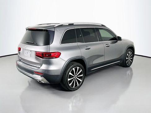 Used 2021 Mercedes-Benz GLB 250 w/ Premium Package image 7