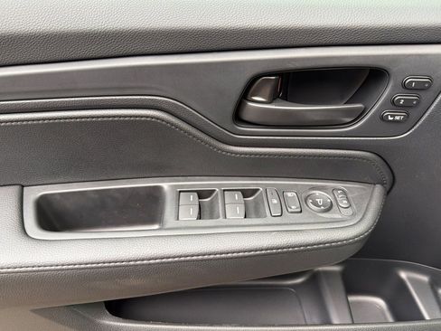 New 2026 Honda Odyssey EX-L image 10