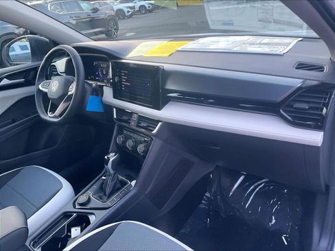 New 2026 Volkswagen Taos S image 10