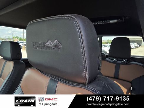 Used 2022 Chevrolet Silverado 2500 High Country w/ Z71 Off-Road Package AWD/4WD image 22