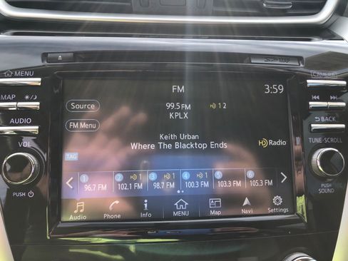 Used 2017 Nissan Murano Platinum w/ Platinum Technology Package image 27