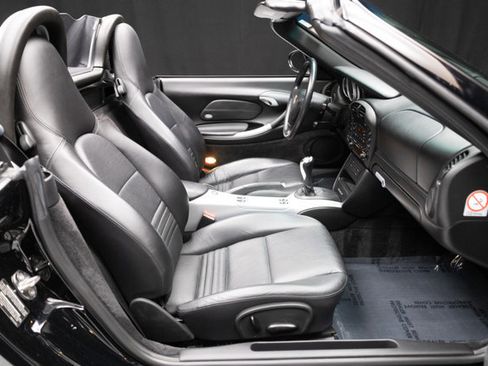 Used 2003 Porsche Boxster S RWD image 60