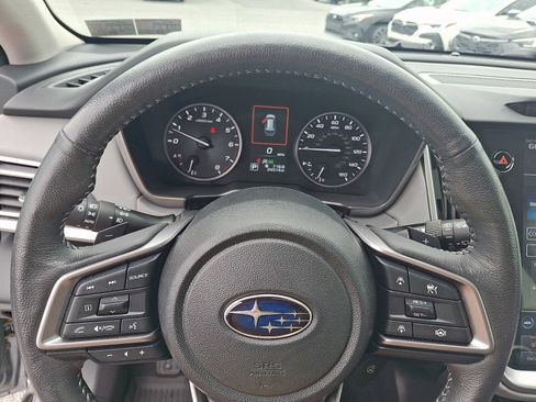 Certified 2023 Subaru Outback Limited AWD/4WD image 18