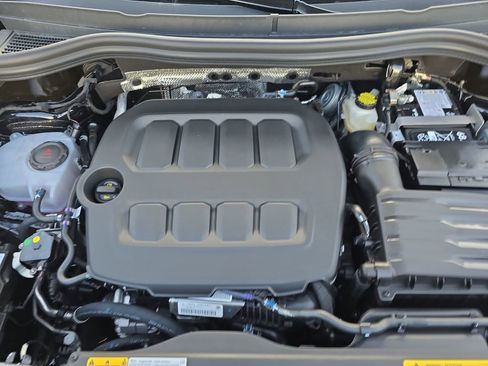 New 2026 Volkswagen Tiguan S image 26