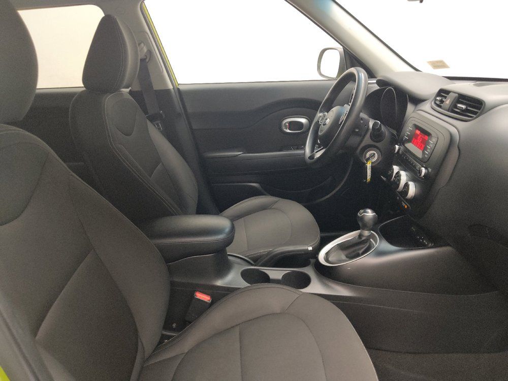 Used 2015 Kia Soul FWD image 19