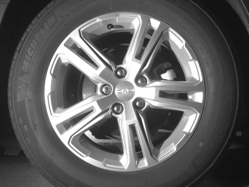 Used 2024 GMC Terrain SLE FWD image 15