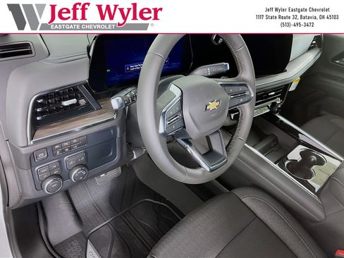 New 2025 Chevrolet Tahoe LS image 7